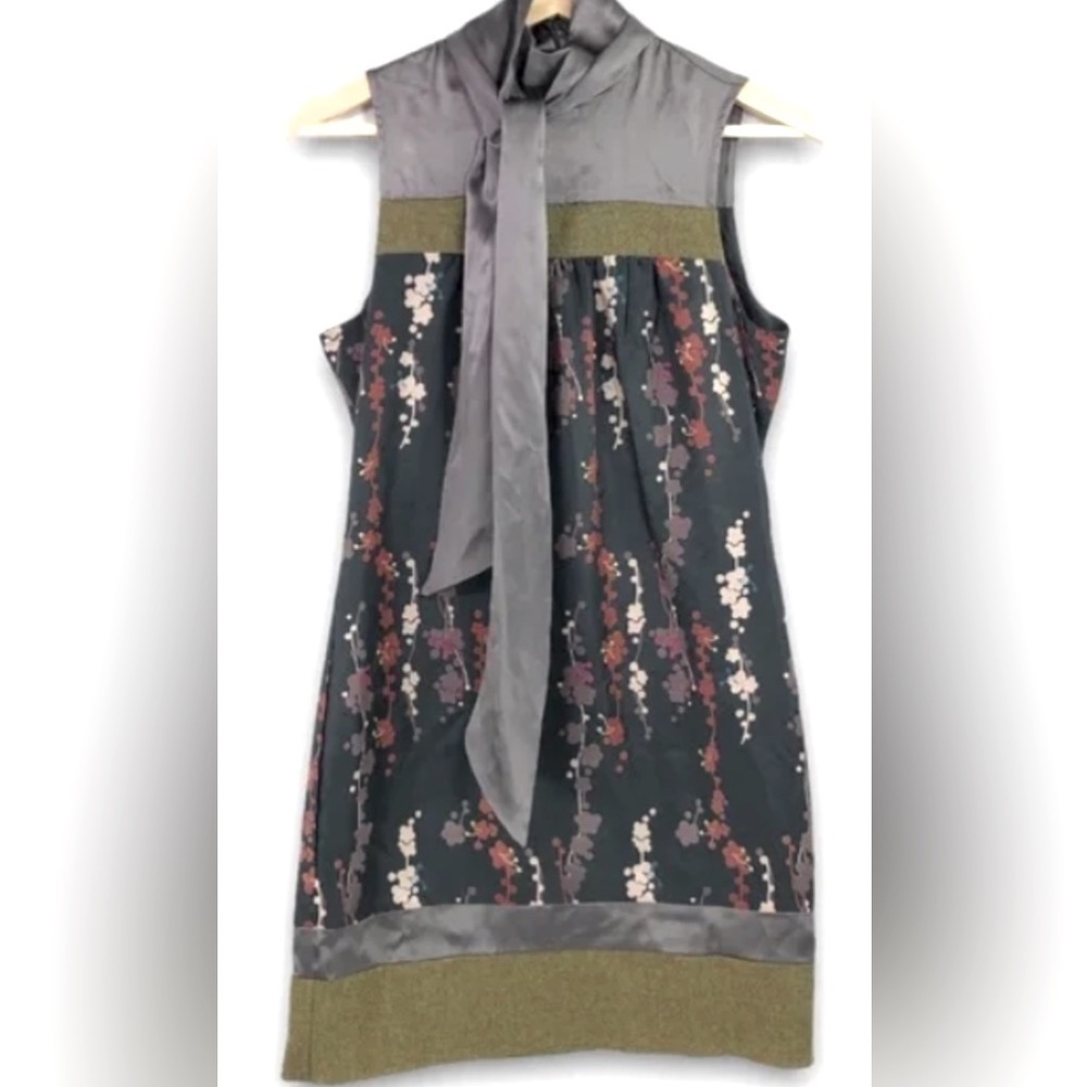 Hype silk and wool dress; back zipper; fully lined